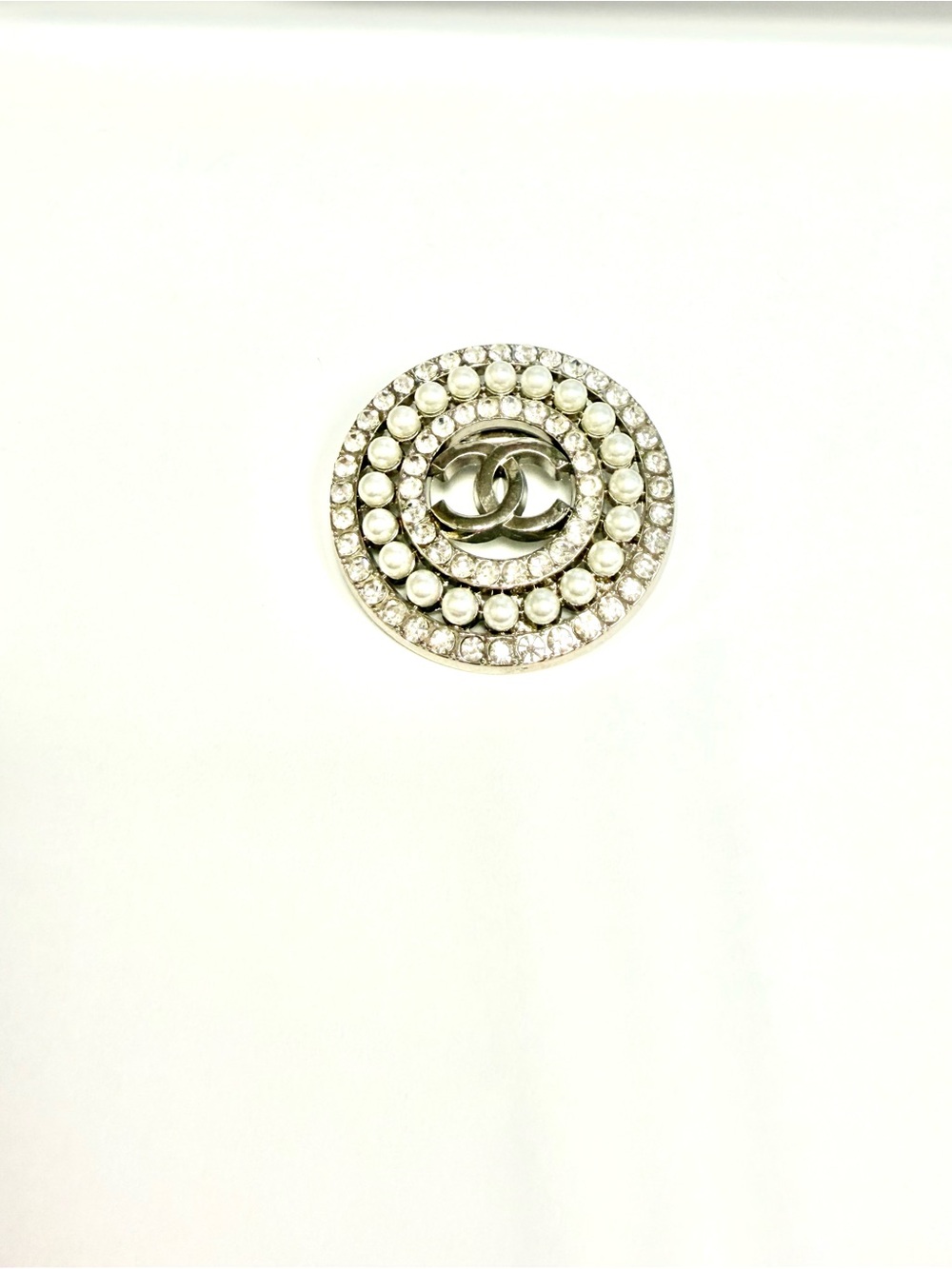 Crystal embellished brooch